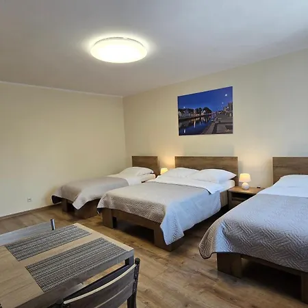 Проживание в семье Dw Bianca