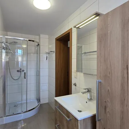 Dw Bianca Проживание в семье