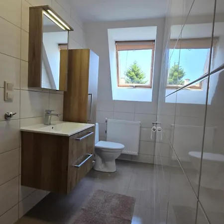 Проживание в семье Dw Bianca